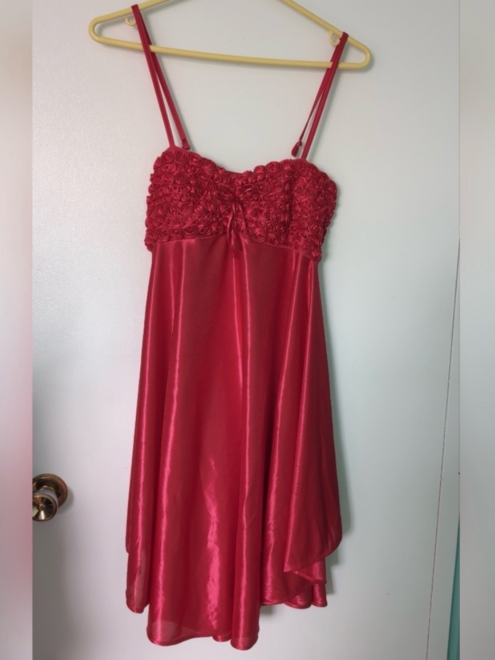 Gorgeous Spaghetti Strap Rosette Bodice Stretch Back Silk Smooth Lingerie Slip L